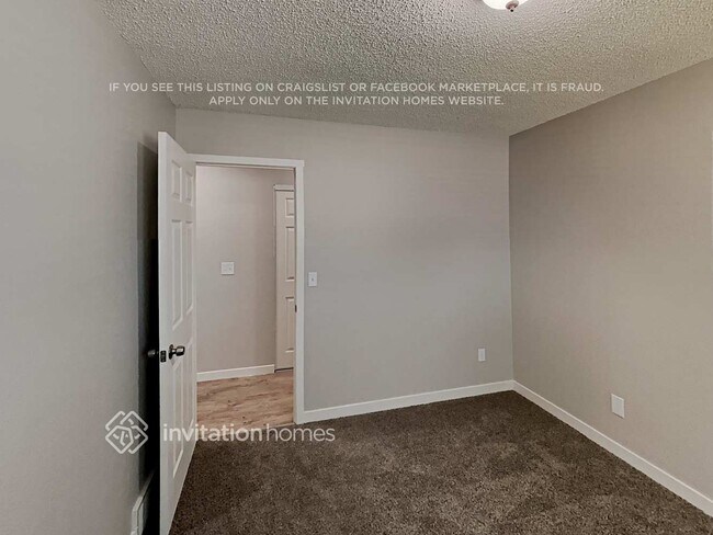 Building Photo - 5718 W 17th St