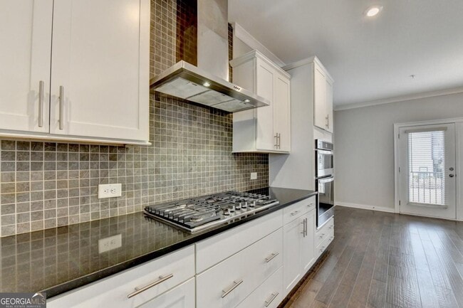 Building Photo - 2083 Holtz Ln