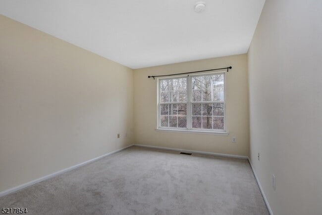 Building Photo - 118 Constitution Way