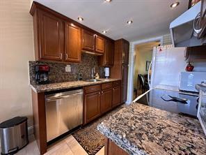 Building Photo - 3099 NW 48th Ave