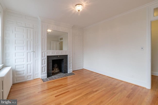 Building Photo - 2723 Dumbarton St NW