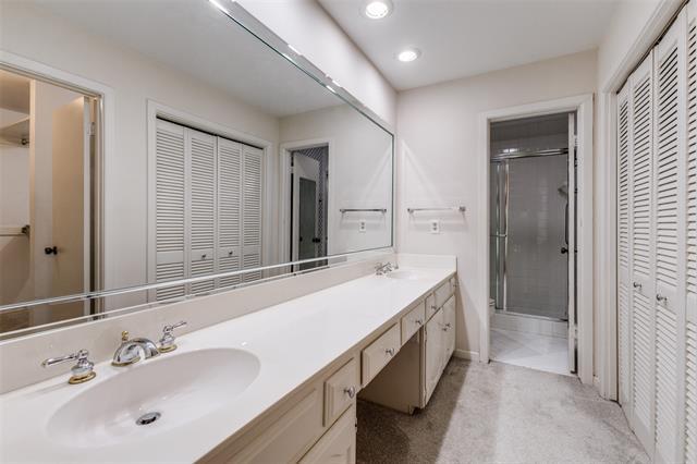 Building Photo - 12202 Montego Plaza