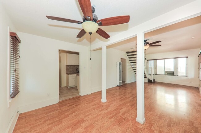 Building Photo - 3875 Pine St