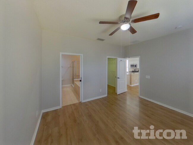 Building Photo - 10337 Avelar Ridge Dr