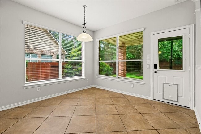 Building Photo - 70 Fulshear Ct