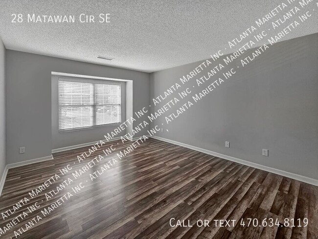 Building Photo - Stylish 2-Bedroom, 2-Bath End-Unit Condo i...