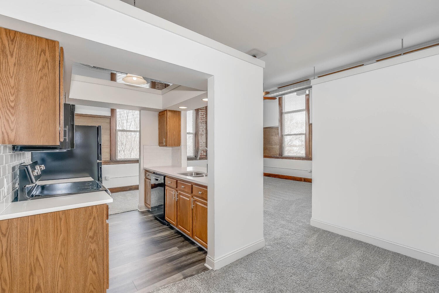 Building Photo - 249 N Athenian Ave