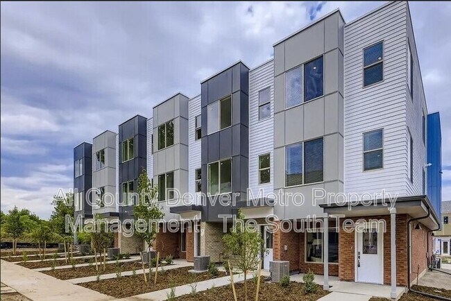 Building Photo - 15312 W 69th Dr