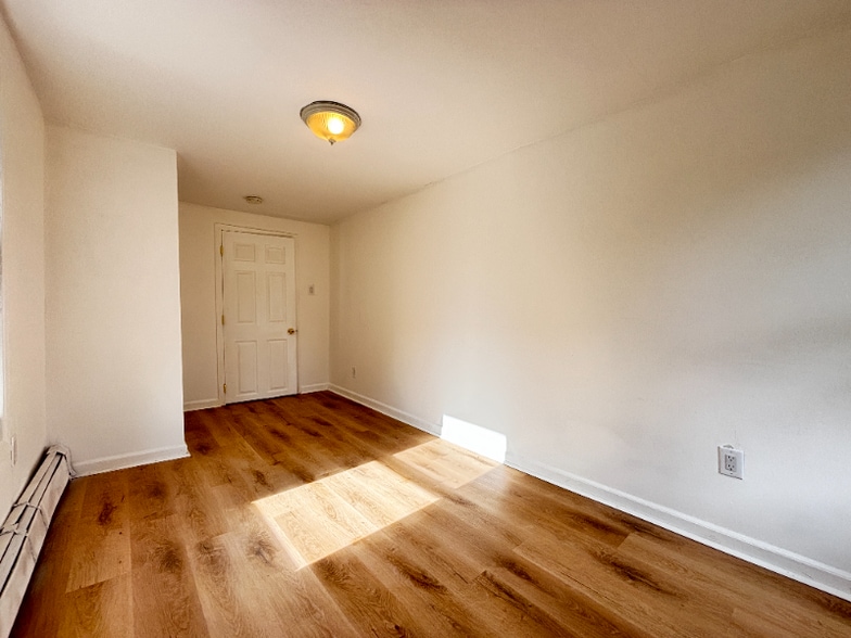 Building Photo - 10 N Passaic Ave