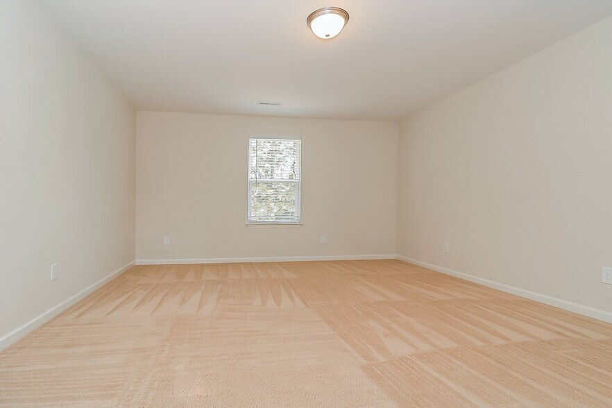 Building Photo - 1321 Lowenstein St