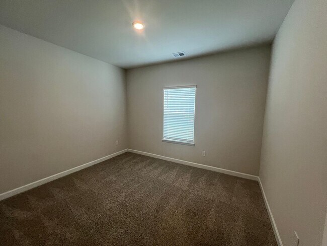 Building Photo - Little River like-new Three-Bedroom Home, ...