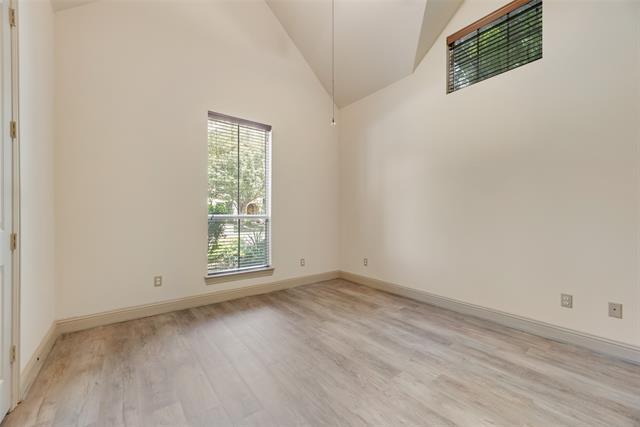 Building Photo - 2137 Langdon Dr