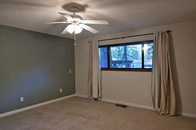 Building Photo - 2742 Romer Blvd