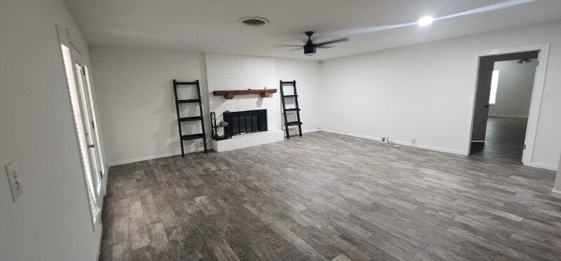 Building Photo - 814 Sinclair Ave