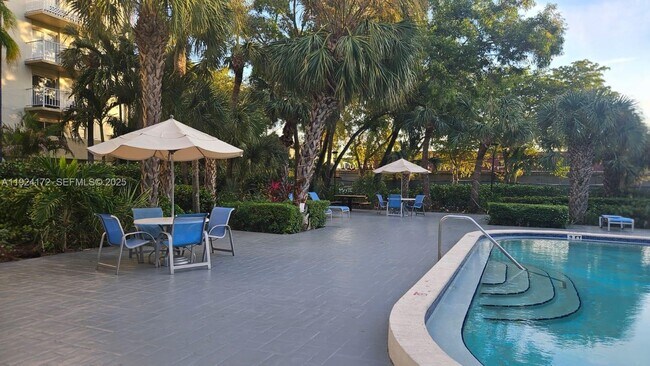 Building Photo - 4550 NW 9th St