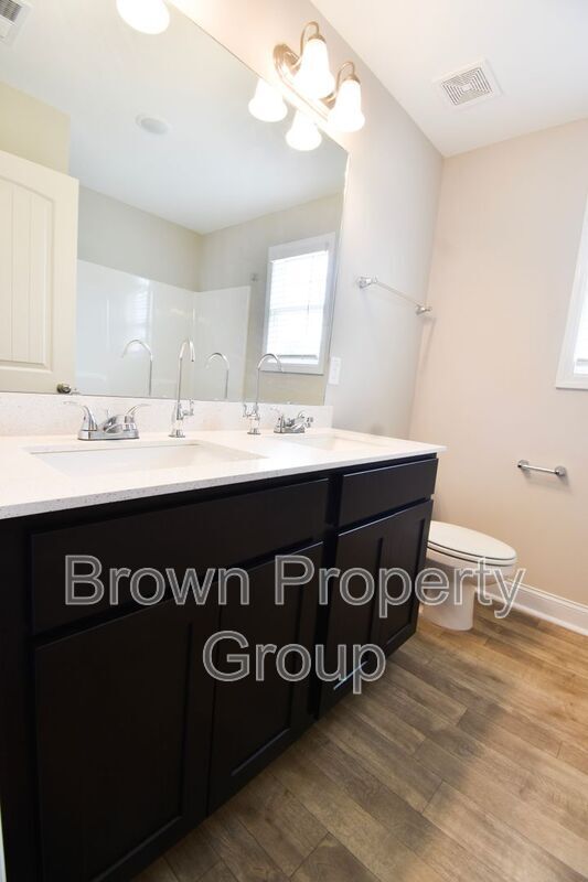 Building Photo - 538 Kivett Ct