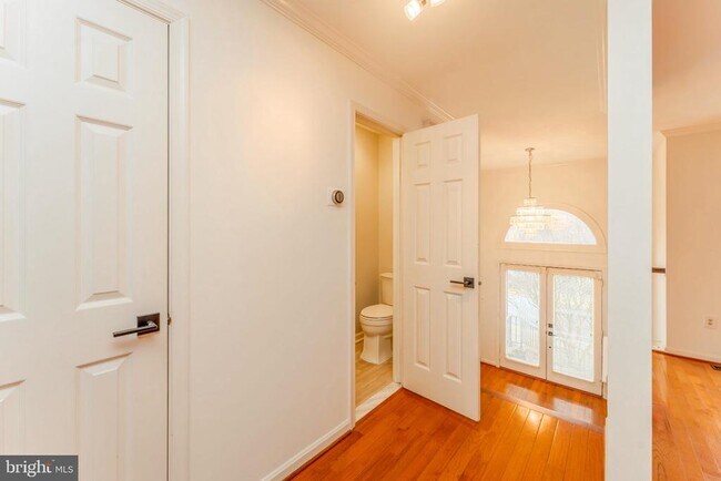 Building Photo - 10220 Baltusrol Ct