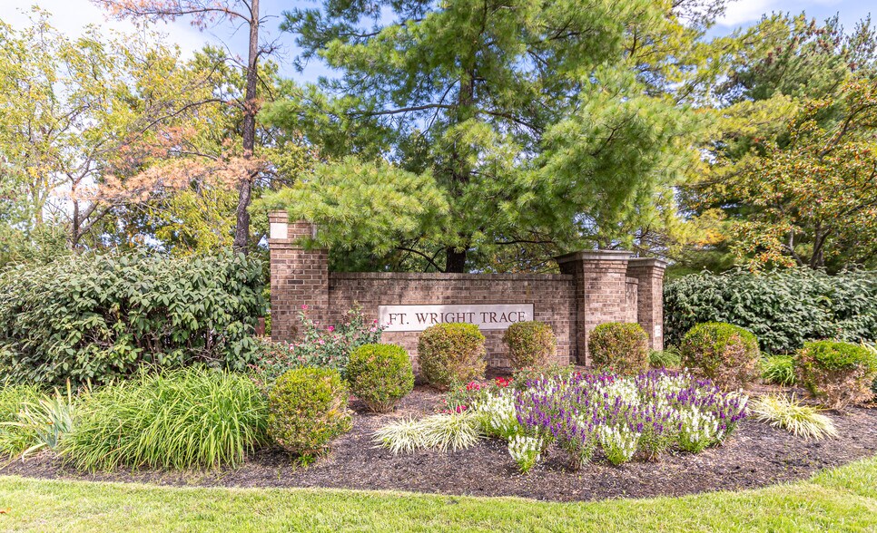 Building Photo - 539 Cloverfield Ln