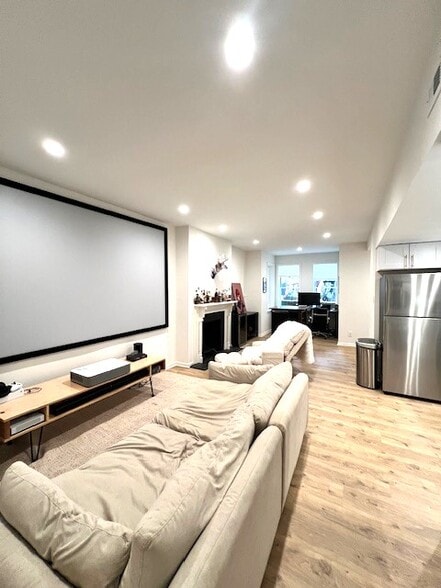 Building Photo - 1114 P St NW