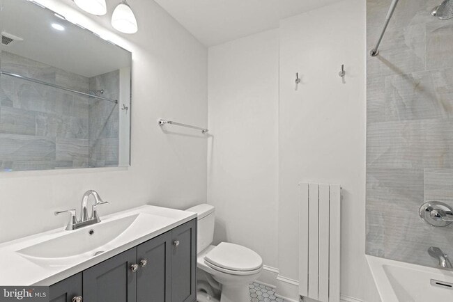 Building Photo - 2814 Bellevue Terrace NW