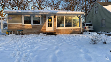 Building Photo - 20 Sickles Dr