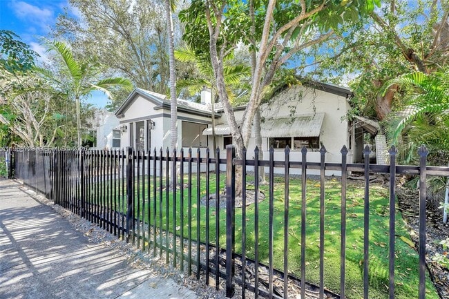 Building Photo - 52 NW 47th St