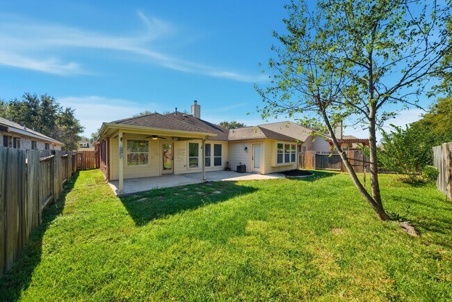 Building Photo - 17714 Sunset River Ln