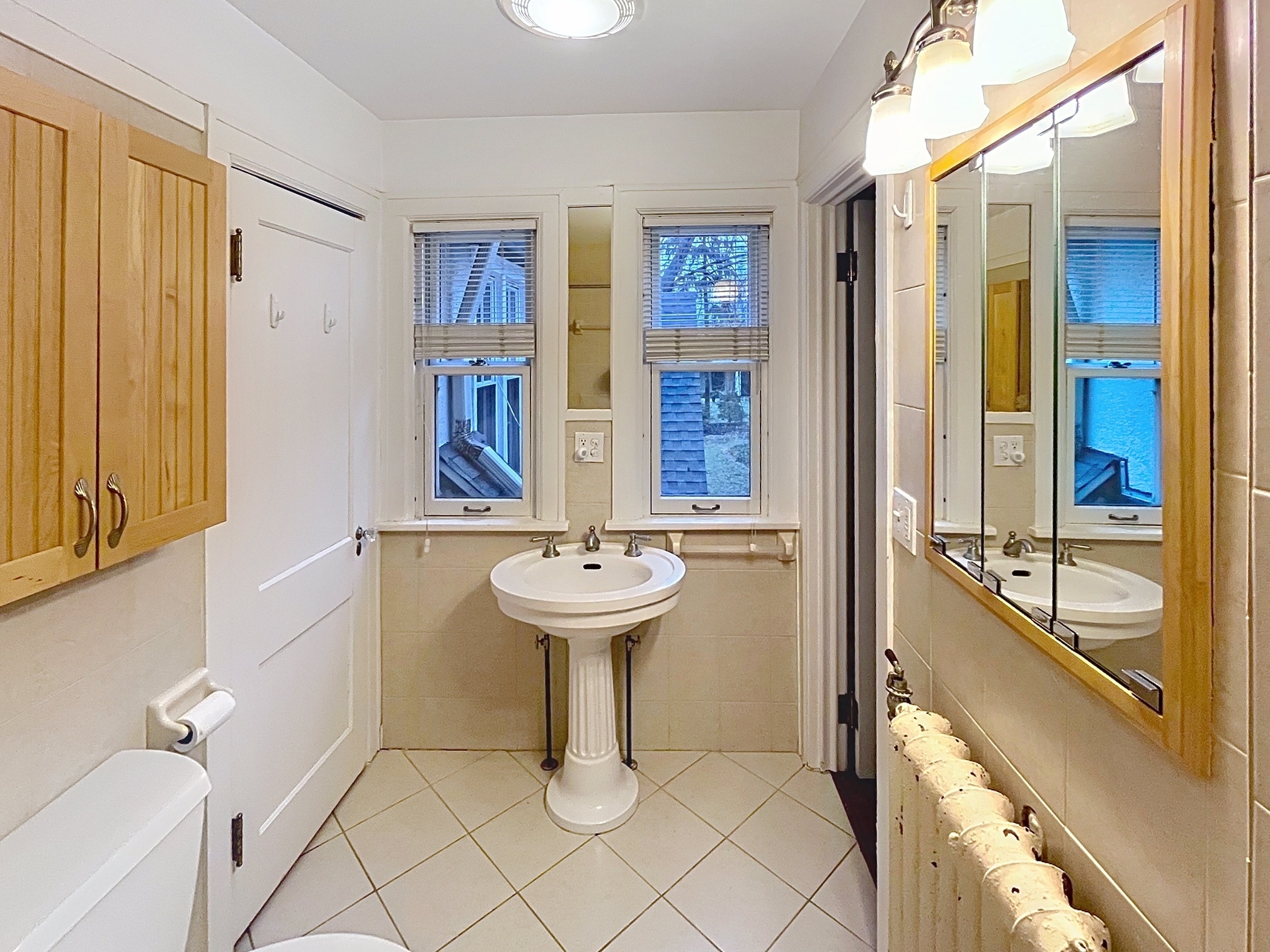 Building Photo - 2265 Stillman Rd