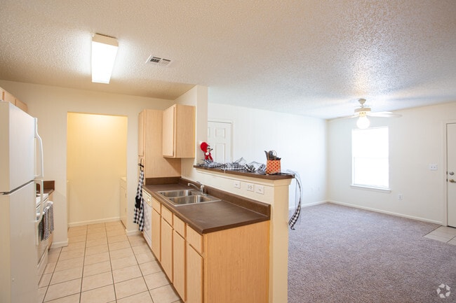 2BR, 2BA - 962 SF - Bridgewater