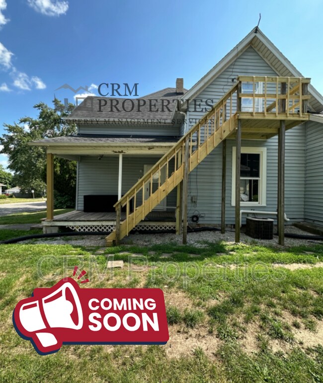 Building Photo - 1039 S Washington St