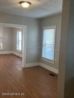 Building Photo - 2031 Danson St