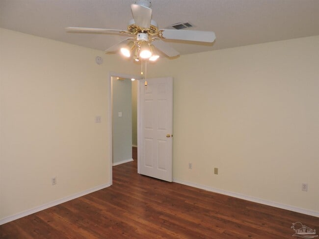 Building Photo - 345 Mirabelle Dr