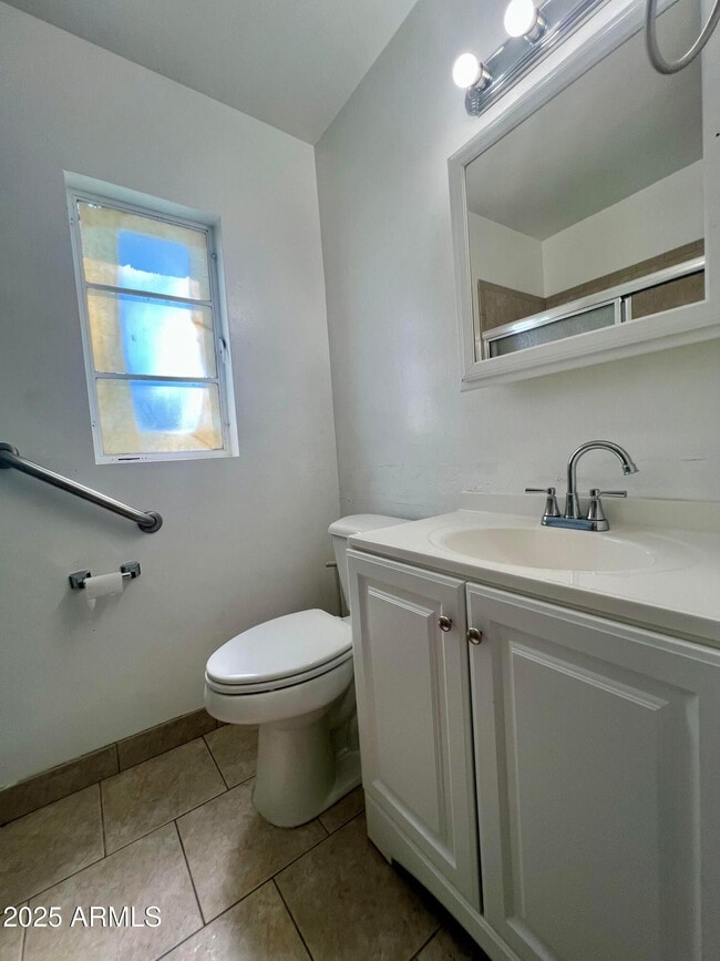 Building Photo - 2945 N 19th Ave