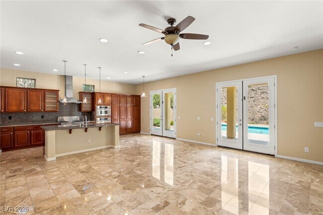 Building Photo - 17 Morninglow Pass