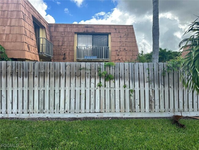 Primary Photo - 1709 Park Meadows Dr