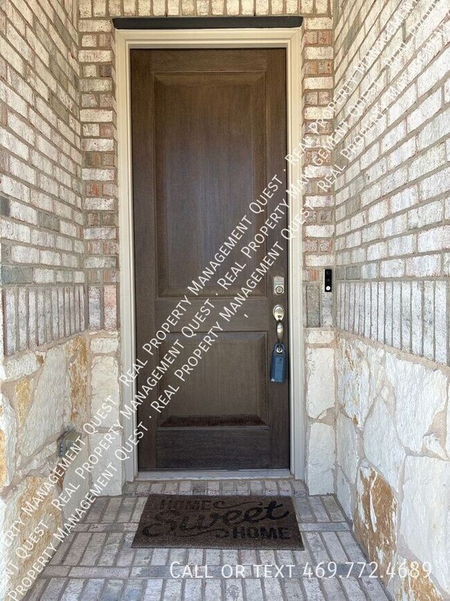 Building Photo - 8164 Trudy Ln
