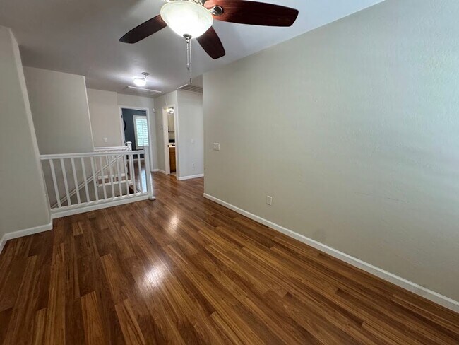 Building Photo - 3 BEDROOM 2.5 BATH HOME IN TRAMONTO COMMUNITY