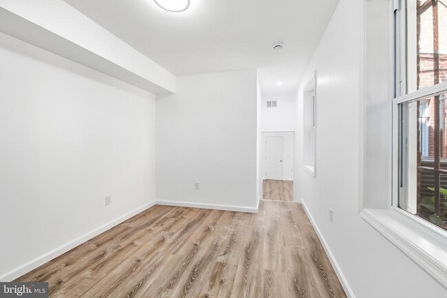 Building Photo - 665 Washington Blvd