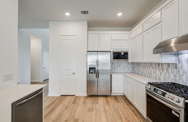 Building Photo - 11122 Swamp Edge Ln