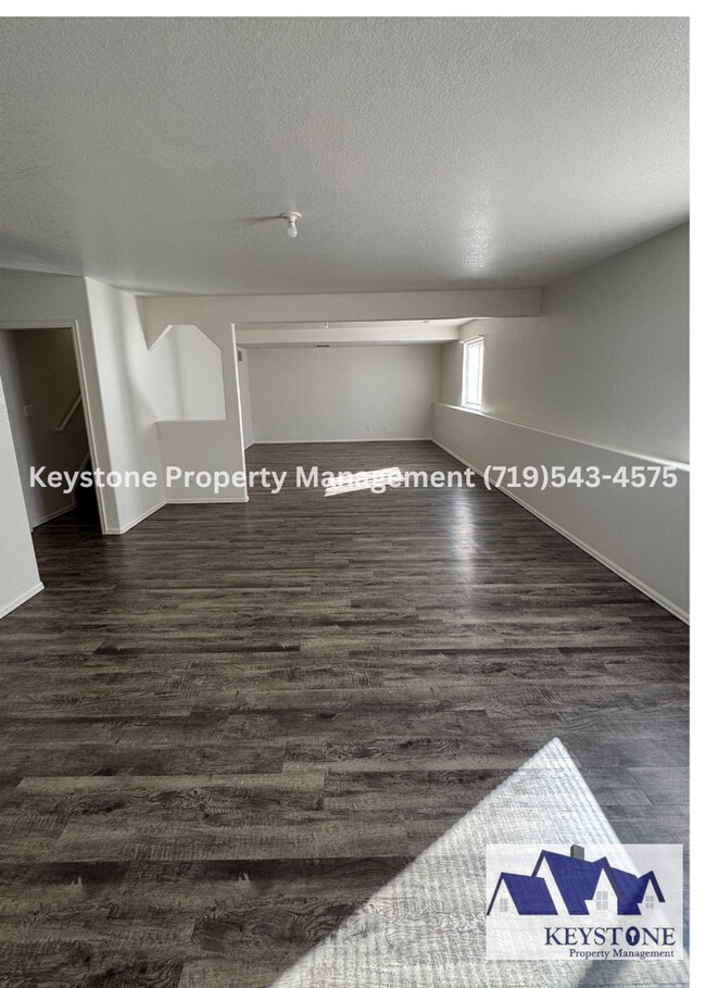 Building Photo - Spacious Pueblo West Duplex 3 Bed/3 Bathroom Unit with 2 Car Garage  $1995/$1995