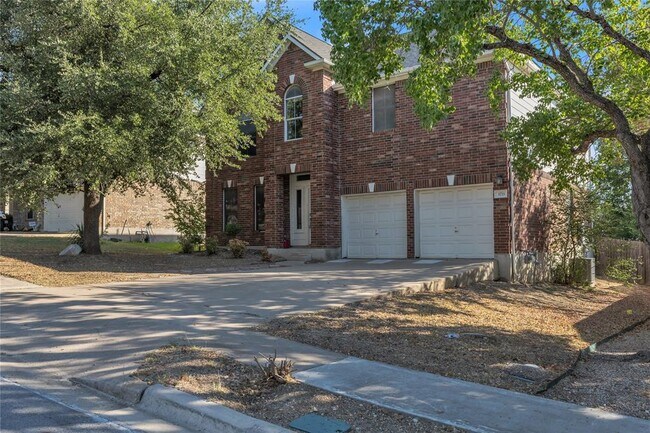 Primary Photo - 3733 Eagles Nest St