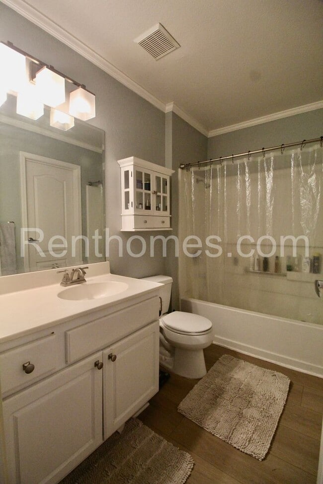 Building Photo - 12051 Alta Carmel Ct