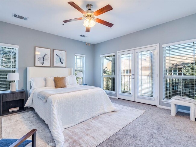 Building Photo - 2930 Grand Oaks Loop