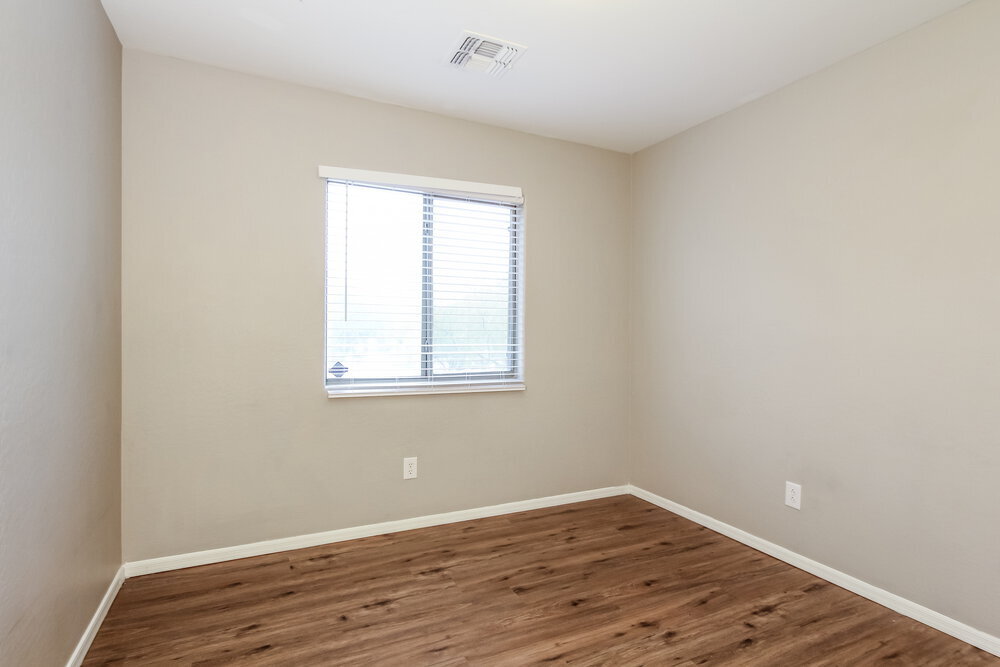 Building Photo - 7225 S 37th Glen