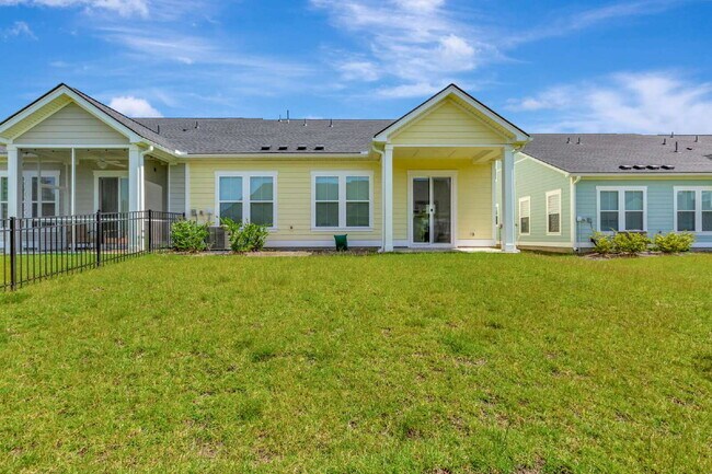 Building Photo - Luxury Villa Living in the Heart of Carnes Crossroads!
