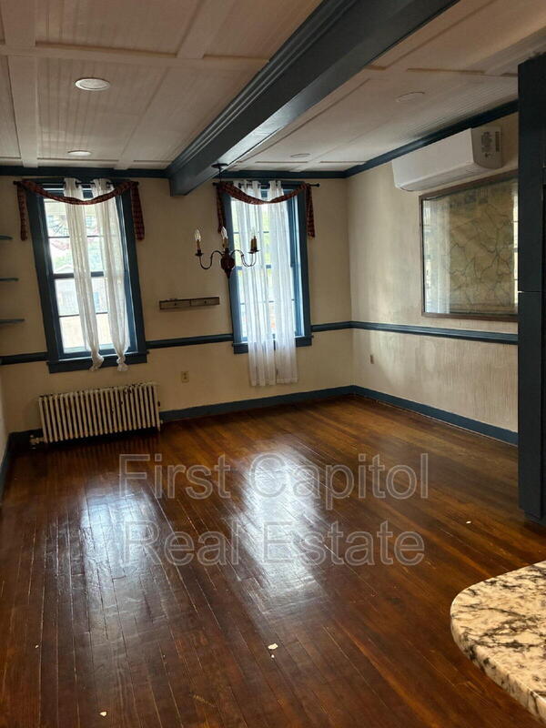 Building Photo - 109 Hanover St