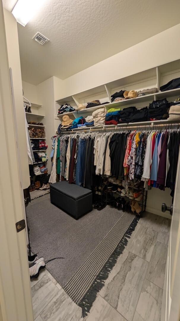 Building Photo - 11004 E Ajave Dr