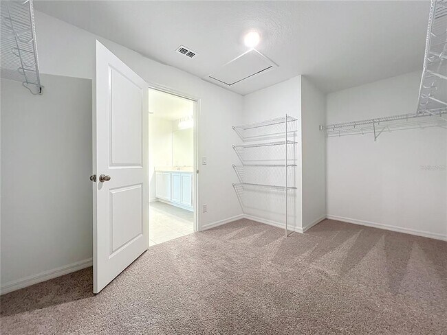Building Photo - 1679 Meadowlark Dr