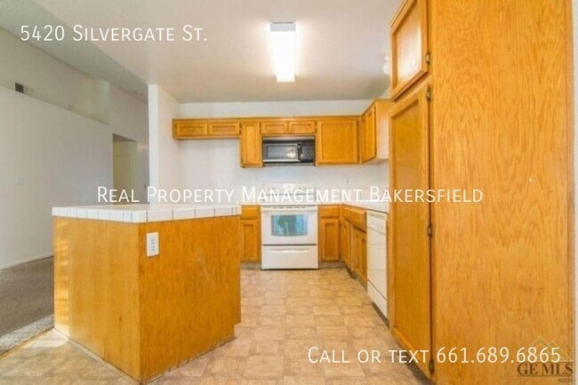 Building Photo - 5420 Silvergate St