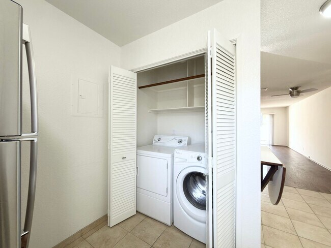 Building Photo - Spacious Townhome in Quail Ridge